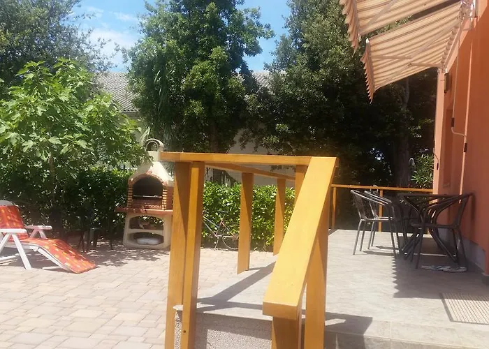 Apartment Sajkovic Ugljan