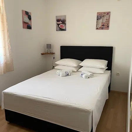 Sajkovic Apartamento Ugljan